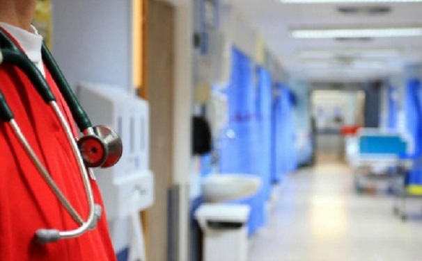 File photo dated 03/10/14 of a doctor on a hospital ward, as the president of the Royal College of Surgeons has said that "large number" of hospitals are cancelling cancer operations this winter, revealing the extent of the NHS crisis.  PRESS ASSOCIATION Photo. Issue date: Sunday January 15, 2017. Clare Marx said cancer surgery was no longer protected in the health service and hospitals had been cancelling operations since the beginning of the year. See PA story HEALTH NHS. Photo credit should read: Peter Byrne/PA Wire